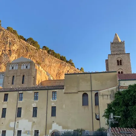 Maison Odile Guest house 4*
