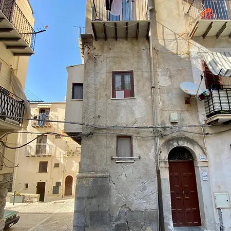 Maison Odile Guest house 4*