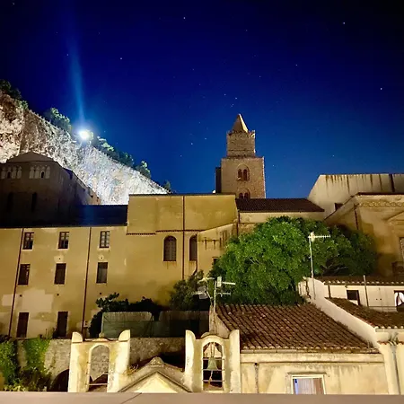 Maison Odile 4* Cefalu