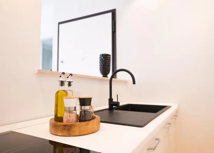 Maison Odile 4* צ'פאלו