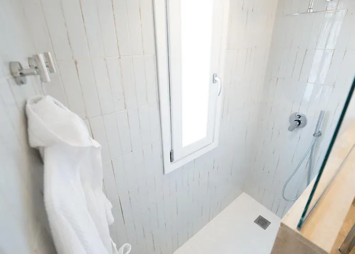 Maison Odile 4* צ'פאלו