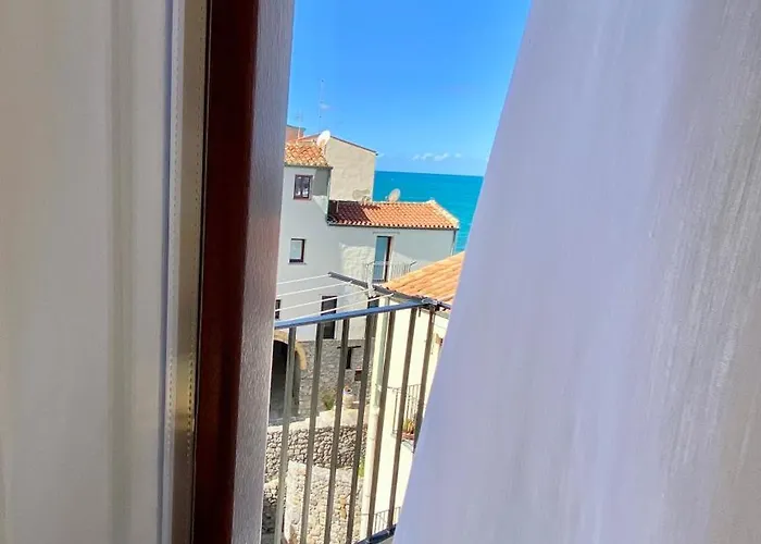 Maison Odile בית הארחה